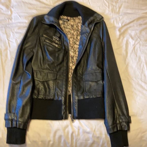 Bomber Jacket - Picture 4 of 9